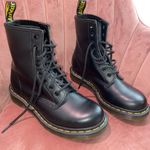 doc marten s combat boots Photo 0