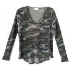 T.la Green Camo Thermal Long Sleeve Shirt Green Size XS Photo 2