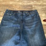 Liz Claiborne  Everyday Ease Denim Shorts.  Waist 20-22. Length 22. Size 16W Photo 1