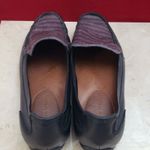 Baretraps  Women's Slip On Loafers Leather Upper - Size 6.5 Photo 5