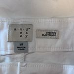 A New Day  Women’s White Stretch Capris Jeans AA17 Photo 2