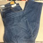 Hollister  Dad Jeans Curvy Ultra High Rise Denim Blue Distressed Size W35 L33 NWT Photo 1