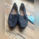 Toms Tom’s Womens Black Classic Black Canvas Slip On Shoes Size 6.5 Photo 1