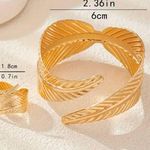 Elegant 14K Golden Photo 3