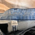 Calvin Klein  Light Wash Curvy Skinny‎ Leg Jeans Size 27/32 Photo 12