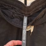 Vuori Peformance Joggers, Black, Size XS Photo 5