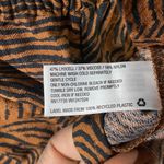 A New Day Deep v twist Front Cut Out balloon sleeve top Photo 5