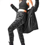 Athleta Salutation Black Camo Jogger Pants S Photo 2