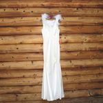 Mac Duggal  68137  Womens White Feather Shoulder Satin V Neck Gown Dress Photo 5