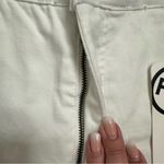 Fashion to Figure Plus Women's White Denim Short NWT, 26W Photo 5