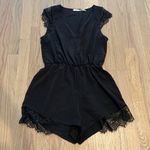 Kimchi Blue UO  Lace Trim Romper Photo 3