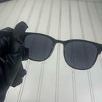 Classic Black Sunglasses Photo 5