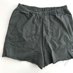 Gymshark  L/L Tattoo Shorts & Adapt Fleck Seamless Halterneck Bra Set Photo 4