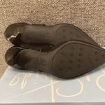 Life Stride  Mary Jane Pump Size 10W or 10 Wide Vegan Faux Suede 3 inch heel pump Photo 6