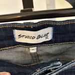 Studio Blue  EUC Women's Dark Wash Skinny Jeans Size 30 Photo 1