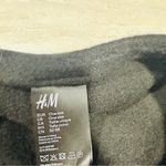H&M  One Size Women's Charcoal Wool Stretch Fitted Beret Hat Photo 4