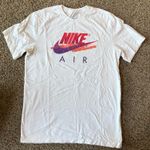 Nike  T-Shirt Photo 0