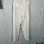 Vince Camuto  White Pants w/Belt Size 10 EUC Photo 6