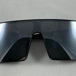 Silver metallic rectangular shield shades Photo 2