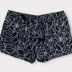 Gap Women’s  Black & White Floral Flat Front Chino Shorts Size 8 Photo 0