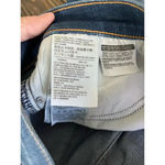 Levi's Levi’s Women’s 29 Blue Denim Jean Bermuda Summer Shorts Neutral Roll Up Vacation Photo 2