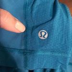 Lululemon  Teal Crops sz6 Photo 2