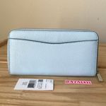 Kate Spade Wallet Photo 1