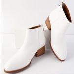 Seychelles  White Floodplain Pebbled Leather Booties Size 8 Photo 5