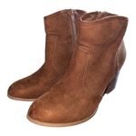 Macy's Metropolitan View Womens 6.5 brown suede ankle booties, stacked block heel Photo 3