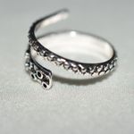 Source Unknown NWOT Goth Punk Octopus Tentacle Silver Tone Metal Alloy One Size Ring Photo 2