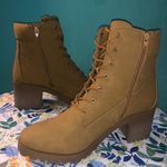 Windsor NWT Tan Boots Size 10 Women Photo 5