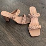 Pierre Dumas  Ariana Heel Photo 0