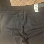 NWT Levi signature Totally Shaping Pull Photo 7