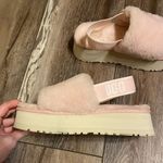 UGG disco Slides Photo 2