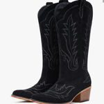 Amazon Black CowGirl Boots  Photo 0