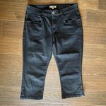 One World Women’s Black Denim Capri Pants With Stretch, Size 4 EUC Photo 0