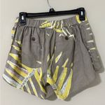 Patagonia  women’s size XS garden island shorts palms of my heart grey print hemp Photo 2