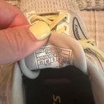 Brooks  Women’s Athletic Shoes Photo 2