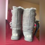 UGG Tall gray triple Bailey button  boots gray size 6 winter comfy Photo 4