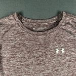 Under Armour  HeatGear Womens XS Loose Fit Long Sleeve Athletic Shirt Burgundy Photo 1