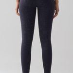 Lululemon Free To Flow 7/8 Tight Blue Tied White Legging Size 2 Photo 1