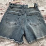 Tinseltown NWT Distressed Light Blue Mom Relaxed High Rise Shorts, size 0 Photo 13