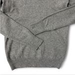 Uniqlo Women’s 100% Cashmere V Neck Sweater Gray, Sz S, Preppy Minimalist Cozy Photo 3