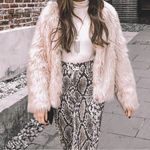 EXPRESS Pink faux fur jacket Photo 2