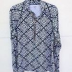 Crown & Ivy Pullover Photo 0