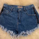 Trendy Zin Zin mid rise zipper detail denim shorts Size 28 Photo 0