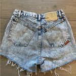Jordache Women's Denim Raw Edge Shorts Vintage High Rise Size 26 - 3in Inseam Photo 1