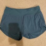 Lululemon Shorts 2.5" Photo 0