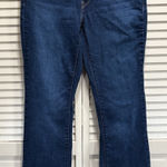 Levi's 4 Women Jeans Dark Wash Mid Rise Classic Boot Size 27x32 Logo Pockets Photo 0