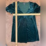 Modcloth Green Crushed Velvet Vneck Short sleeve Swing Dress Womens size small Photo 7